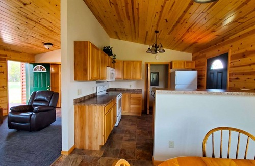 Ishpeming Hotel | Jasper Ridge Inn Ishpeming
