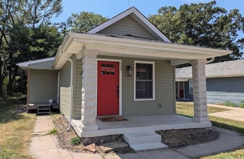 Jeffersonville House | Jeffersonville Oasis, Pet Friendly, Free Parking!nn