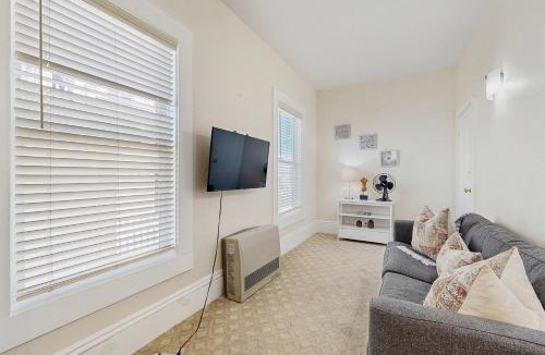 Commercial Street Apartment | John Cabot #1