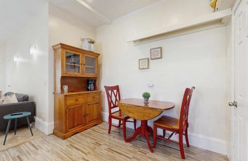 Commercial Street Apartment | John Cabot #1
