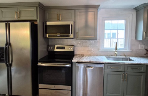 Dennis Port House | June openings! Renovated home, central AC, walk to beach, Capt Chase, Dennisport