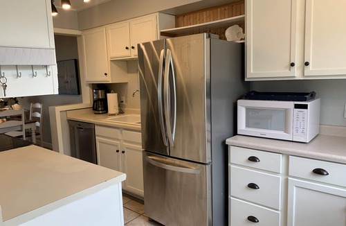 Onamia Villa | Just Listed: Izaty's Beach Villa With Pottery Barn Inspired Updates