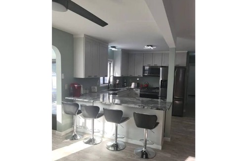 Prudenville House | Just remodeled 3 bedroom Chalet by the water