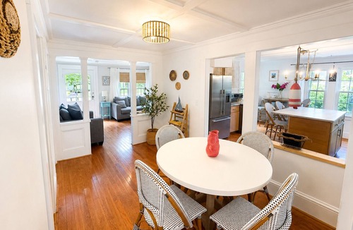 Kennebunk Cottage | JUST RENOVATED! 3BR 1. 5 Bath Beach Cottage near KPT and Beaches