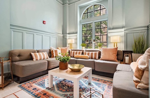 East Liberty Apartment | Kasa | Boutique Suite in East Liberty | The Maverick