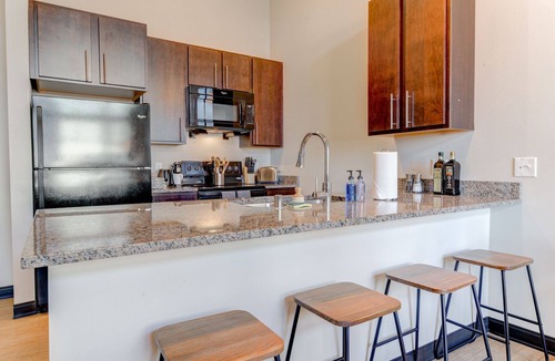 Westown Apartment | Kasa | Spacious, Westown 1BD + Amenity Access | Milwaukee