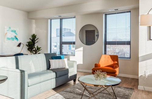 Lowry Hill East Apartment | Kasa | Welcoming 1 BD + Pet Friendly | Minneapolis