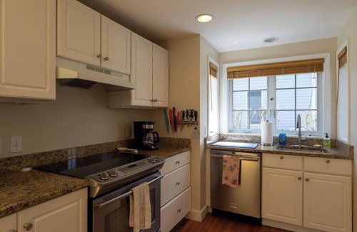 Katama House | Katama - Walk to Town & Beach!