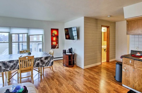 Kaukauna Apartment | Kaukauna Vacation Rental Apt Near Lambeau!