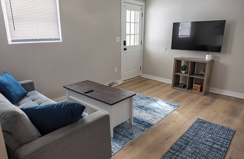 Erie Apartment | Kelso Lodge Suite 3 - Private Beach Access - Erie - Newly Remodeled