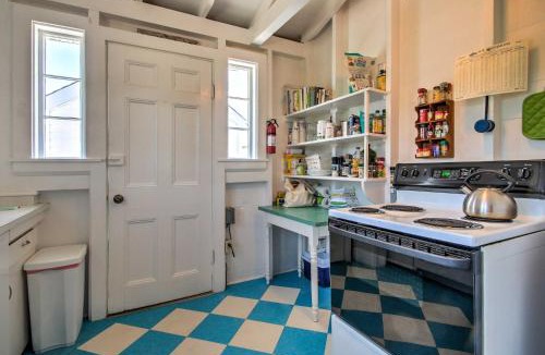 Kennebunk House | Kennebunk Cottage w/Private Beach & Ocean Views!