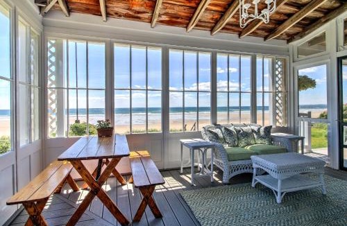 Kennebunk House | Kennebunk Cottage w/Private Beach & Ocean Views!