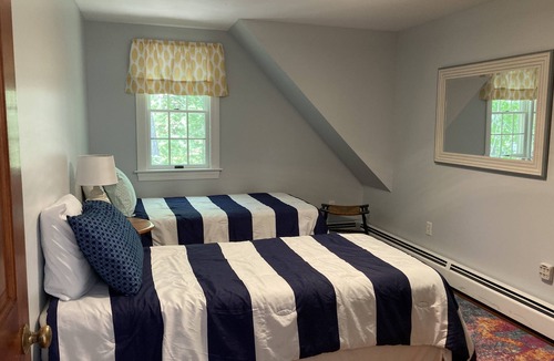 Kennebunkport Hotel | Kennebunkport, walk to beach, 1 mile from Bush compound, 5 minutes from town.