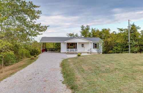 Williamstown House | Kentucky Countryside Escape: 5 Mi to Williamstown!