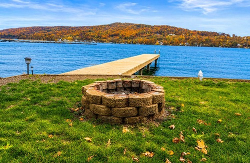 Town of Jerusalem House | Keuka Lakefront | Sleep 16 | Dock | Outdoor Dining