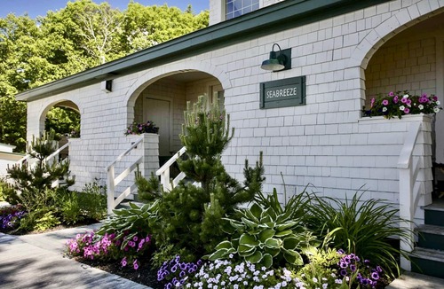 Boothbay Harbor Apartment | King Rm | Fireplace + Water View | No Hidden Fees