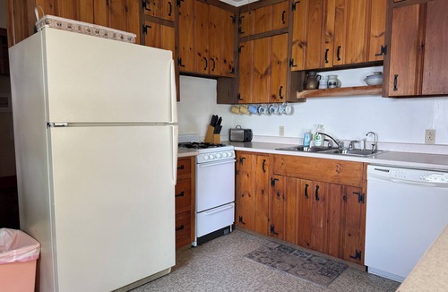 Herricks Cottage | KING'S LANDING ON EGGEMOGGIN REACH