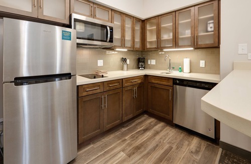 Bricktown Apartment | King Studio w/Kitchen | Pool + Daily Breakfast