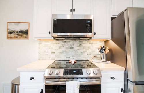 Boyne City Cottage | Kingfisher Cottage: Walk to Town: 10 min to Ski hill