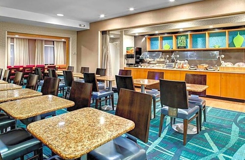 Landen Hotel | Kings Inn Suites Cincinnati Ma
