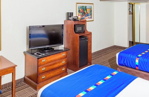 West Middlesex Hotel | Kiteville Sharon