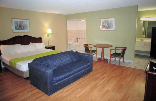 Berea Hotel | Knights Inn Berea