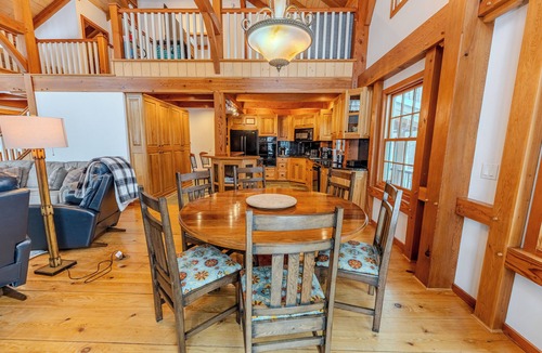 Wetmore House | La Casita (Wetmore, Mi)- Waterfront, near Munising, Pictured Rocks