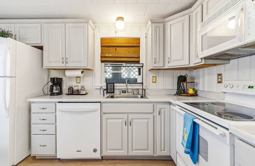 Salisbury Beach Apartment | La Dolce Vita Beach House at Salisbury Beach.