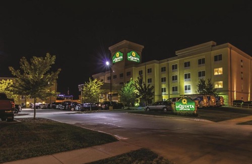 Fargo Hotel | La Quinta by Wyndham Fargo-Medical Center
