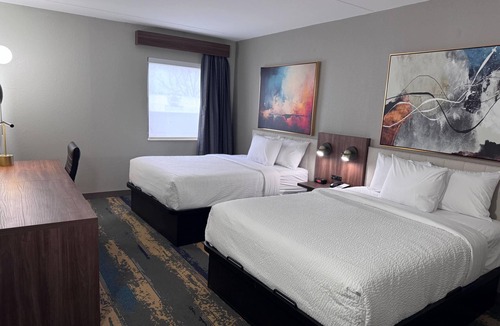 Miamisburg Hotel | La Quinta Inn & Suites by Wyndham Miamisburg Dayton South