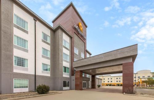Minot Hotel | La Quinta Inn & Suites by Wyndham Minot