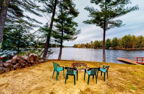 South Sanford House | Lady and the Lake