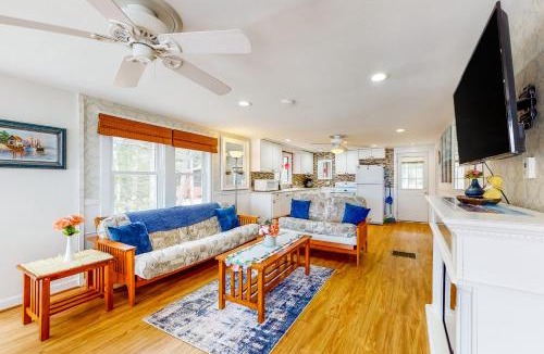 South Sanford House | Lady and the Lake
