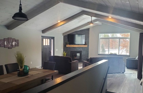 Rome House | Lake Arrowhead lake access retreat-beaches, golf, tennis, pools