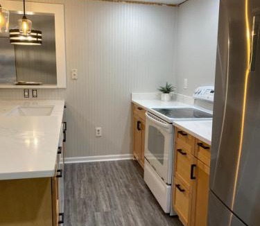 Amesbury Apartment | Lake Attitash Waterfront w/private dock