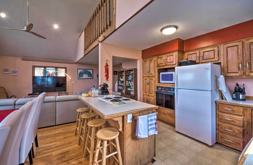 Mill Springs House | Lake Cumberland Home w/Deck + Water Access!