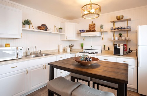 Huron House | Lake Erie House Near Cedar Point & The Beach