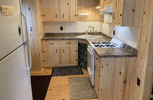 Longville Cottage | Lake front cottage - 2024 Specials Now! Beach and spectacular views!