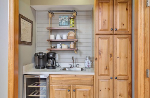 Arkdale Cottage | Lake front cottage less than 20 min from golf simulator/pool/bar/grill