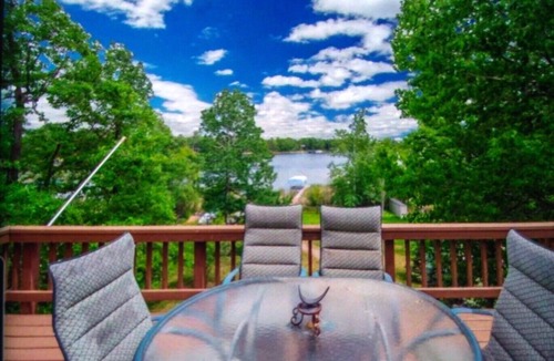 Breezy Point House | LAKE FRONT FAMILY FRIENDLY HOME W/IN BREEZY PT RESORT* PELICAN LAKE*LARGE DOCK