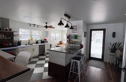 Conneaut Lakeshore Cottage | Lake Front Family Cottage with private dock & convenient swim area.
