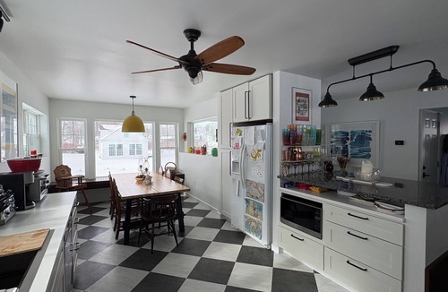 Conneaut Lakeshore Cottage | Lake Front Family Cottage with private dock & convenient swim area.