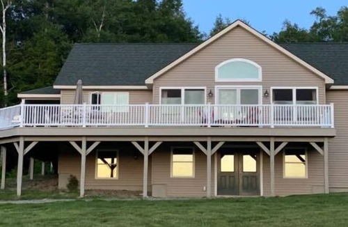 Mount Vernon House | Lake Front Life! Private Dock for 16+, HotTub, Boating, 6 Kayaks & Theatre Room