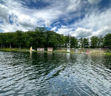 Lupton Other | Lake House Lodge