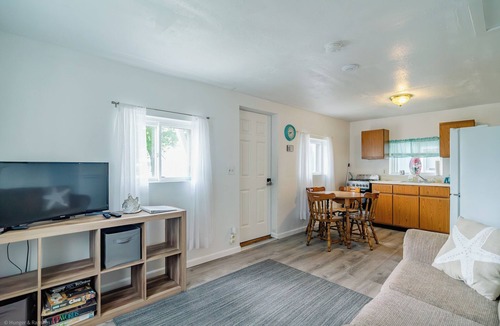 Oscoda Cabin | Lake Huron Beach Cabin · Havenwood Shores No. 2