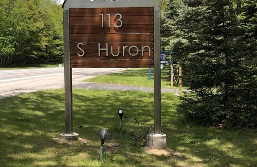 Au Gres House | Lake Huron Lake House - Sleeps 10