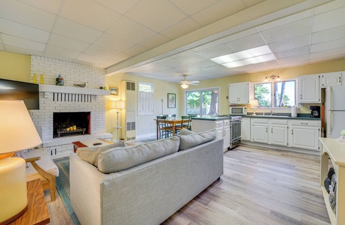 Lexington House | Lake Huron Retreat w/Hot Tub, Screened Porch!