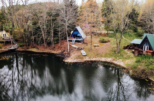 Rockbridge Cabin | Lake Life A-Frame (Hocking Hills Area)