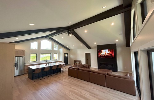 Alexandria Cabin | Lake Life on Lake Ida! Sandbar, Dock, Pontoon & Firepit, All-Season Fun