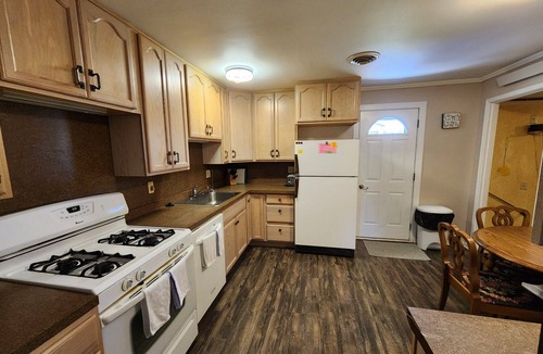 Lonergan House | Lake Mac Lodge Ranch House - Charming 4-bedroom house in Lemoyne